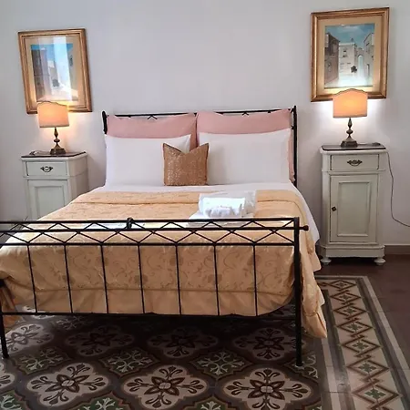 '900 Centro Frühstückspension