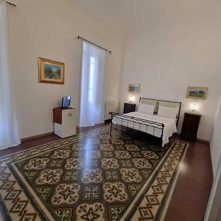 '900 Centro Bed & Breakfast *
