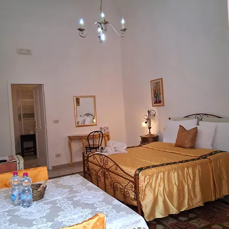 '900 Centro 3* Λέτσε