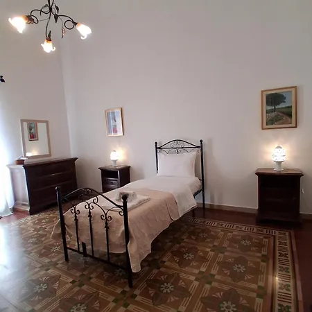 Alojamento de Acomodação e Pequeno-almoço '900 Centro Lecce