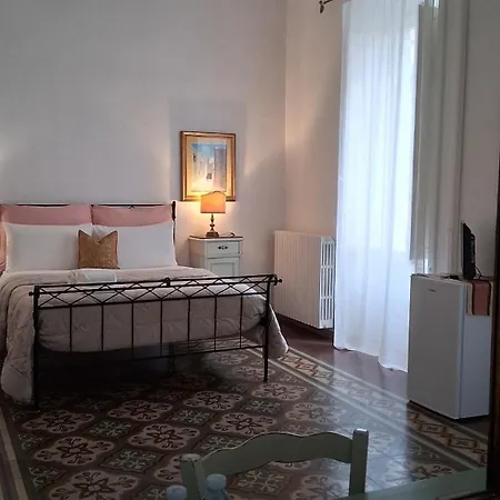 '900 Centro Bed & Breakfast