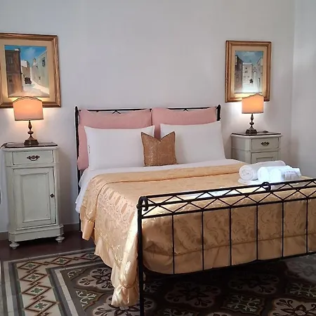 Oda ve Kahvaltı '900 Centro Lecce